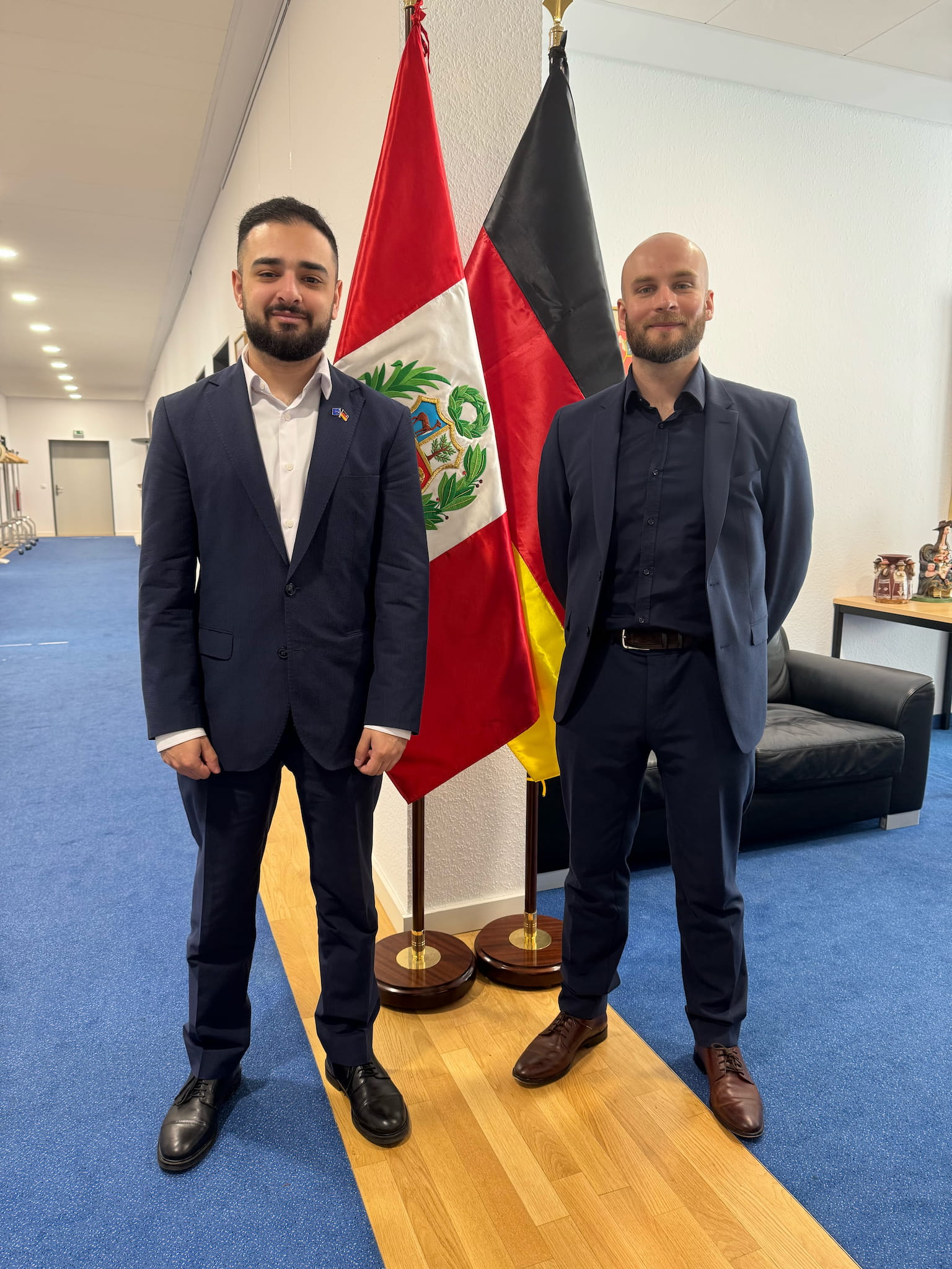 Ilya Mohini in der Peruanischen Botschaft Berlin